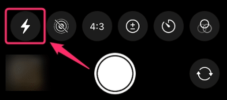 【iPhoneのカメラ】強制的にフラッシュをオンにする方法を紹介します。